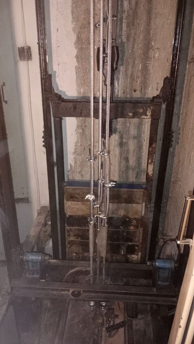 Máquina de tracción de ascensor